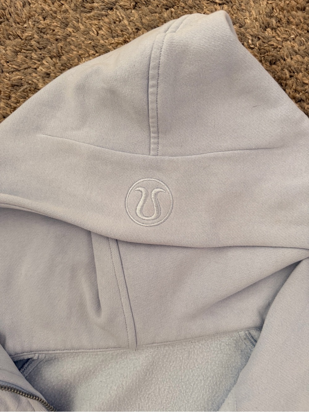 LULULEMON SCUBA M/L - Picture 2 of 3